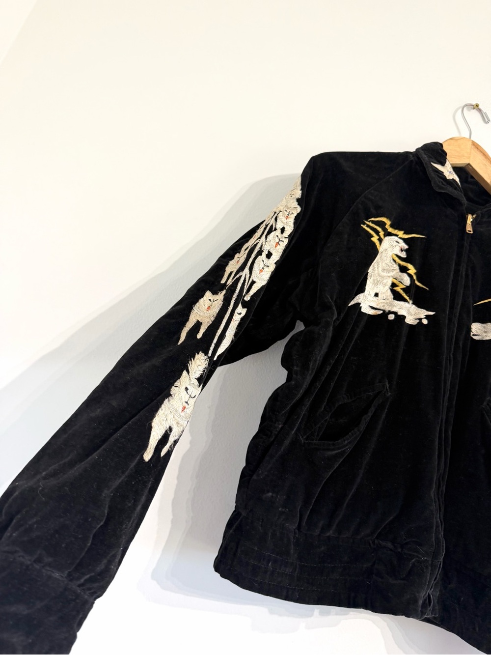 Vintage 1950s Alaska the last frontier reversible velour embroidered jacket - Picture 8 of 15